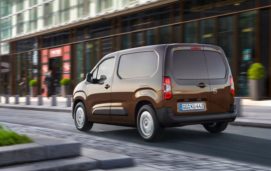  Opel Combo Cargo 2018 года  (фото 11 из 26)